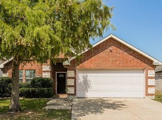 1833 Foxfield Way, Justin, TX 76247