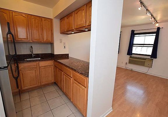 2nd image of 47-35 41st St #5B