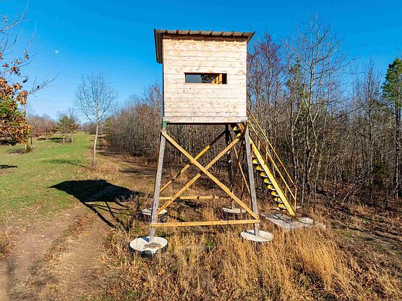 3rd image of Collistown Rd