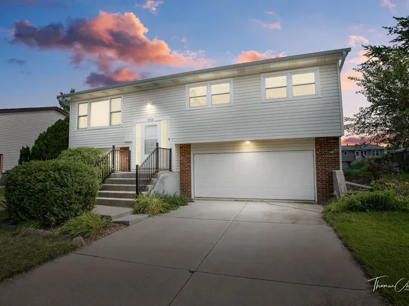 7713 162nd Pl, Tinley Park, IL 60477