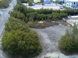 27460 W Indies Dr, Ramrod Key, FL 33042