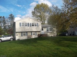 91 Evergreen Ave, New Providence, NJ 07974