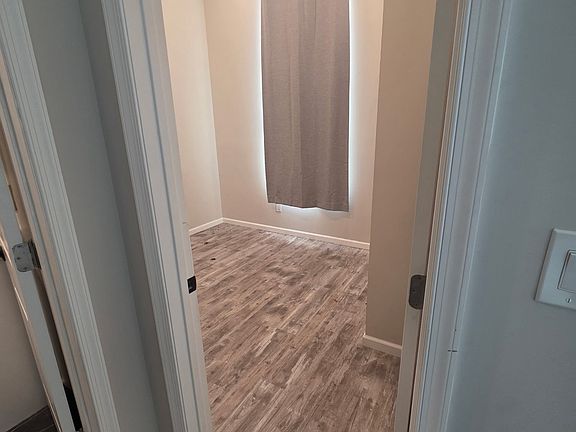 4th image of 3016 E Thompson St #204