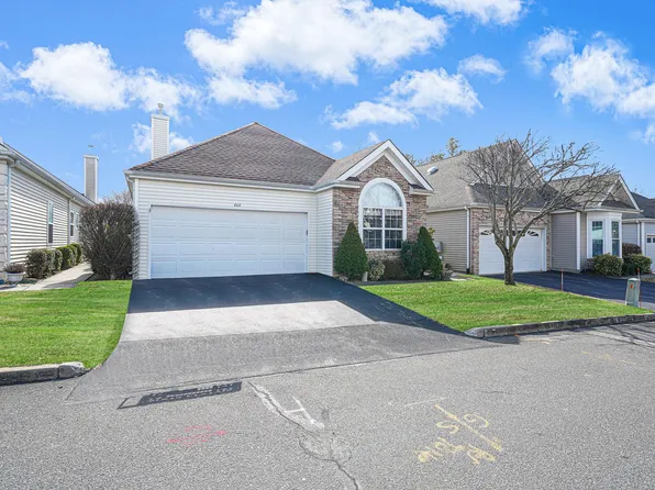 460 Leisure Drive, Ridge, NY 11961