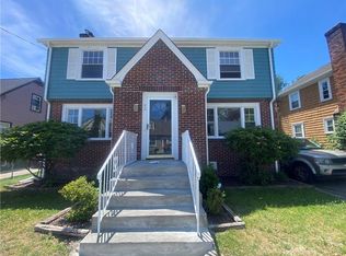 40 Amherst Ave, Pawtucket, RI 02860