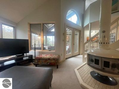 13 Hawks Nest Gln, Glen Arbor, MI, 49636