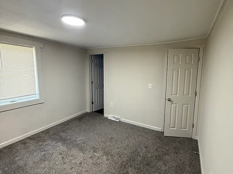 630 Brighton Ave #1 — Photo 4