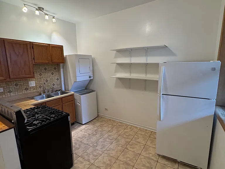 1419 W Lexington St #1 — Photo 7