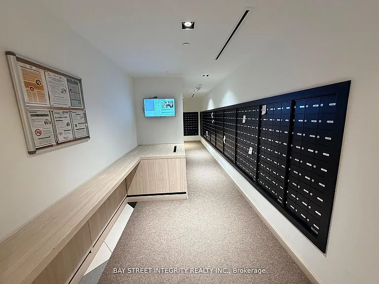 395 Bloor St E #4808 — Photo 10
