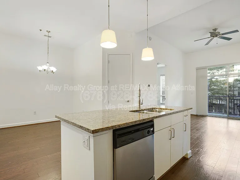711 Cosmopolitan Dr #105 — Photo 13