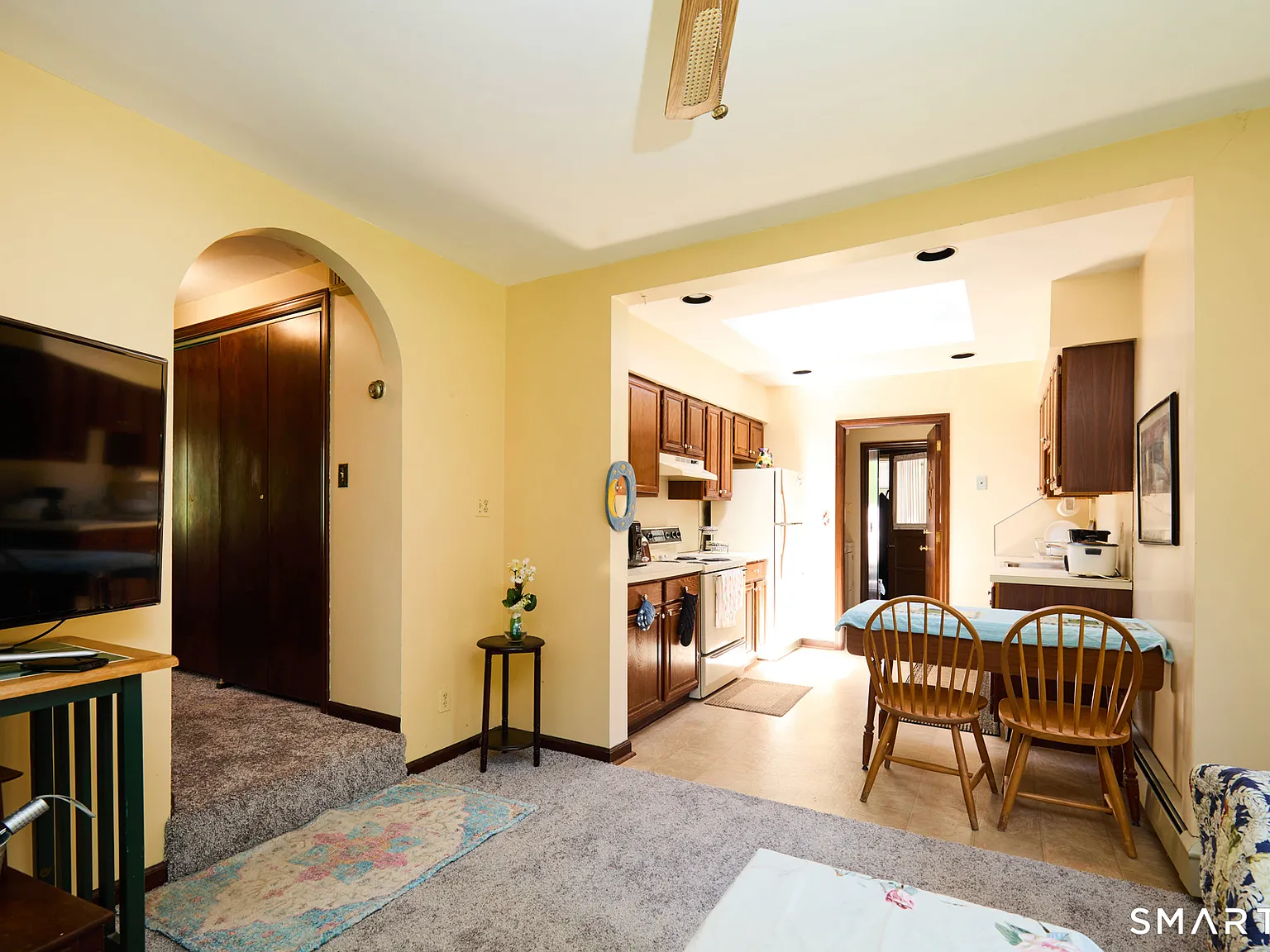 1 bed, 1.0 bath, 636 sqft, $2,575 — Photo 2