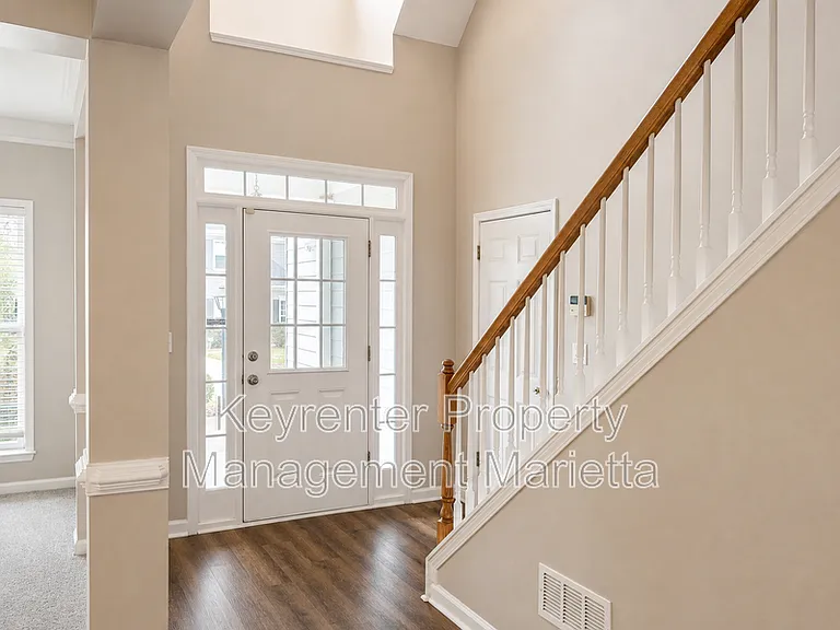 2220 Rosemoore Walk — Photo 3