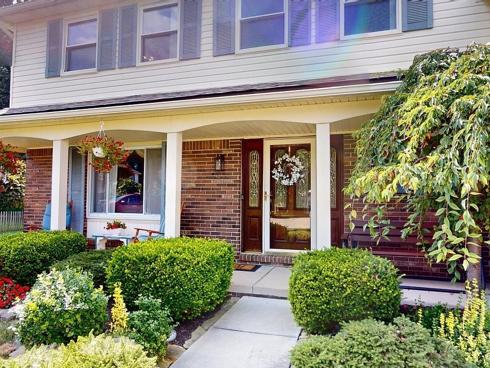 1st image of 33311 Marion Ct
