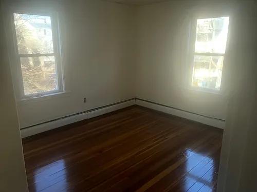34 Cabot St #4 Photo 1