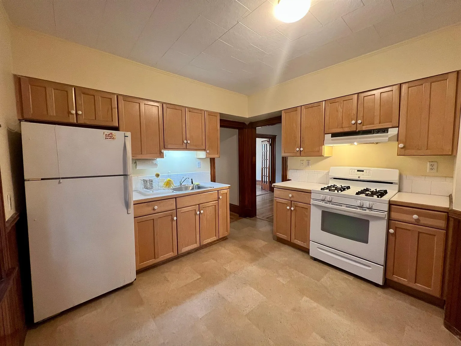 1 bed, 700 sqft, $2,400 — Photo 1