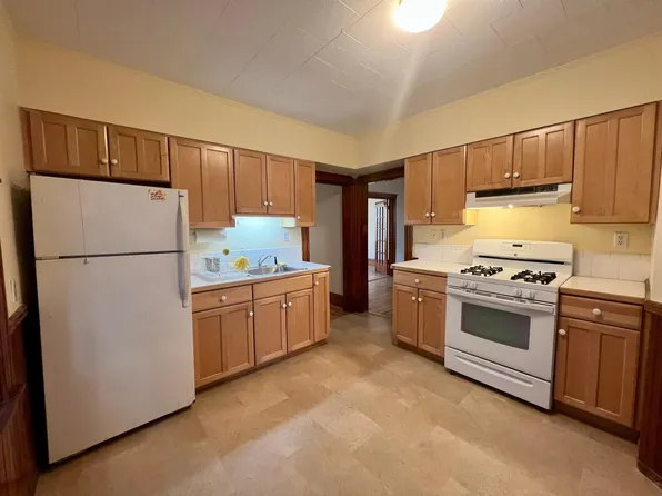 19-21 Gold Star Rd, Cambridge, MA