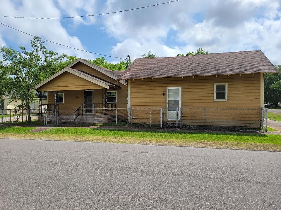 1st image of 1239 Waco Ave