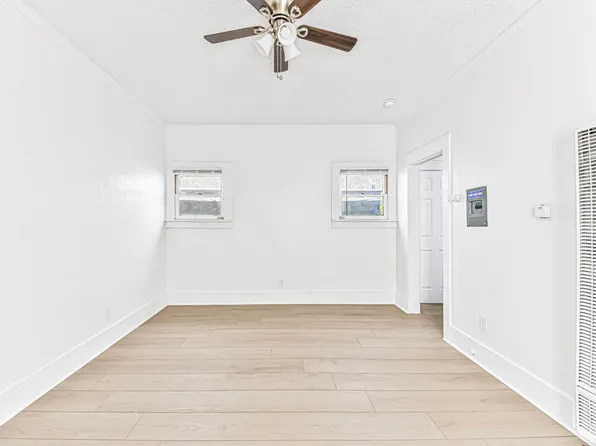 1074 Obispo Ave, 1074 Obispo Ave APT 109, Long Beach, CA 90804