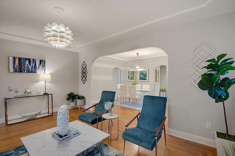 Thumbnail 11