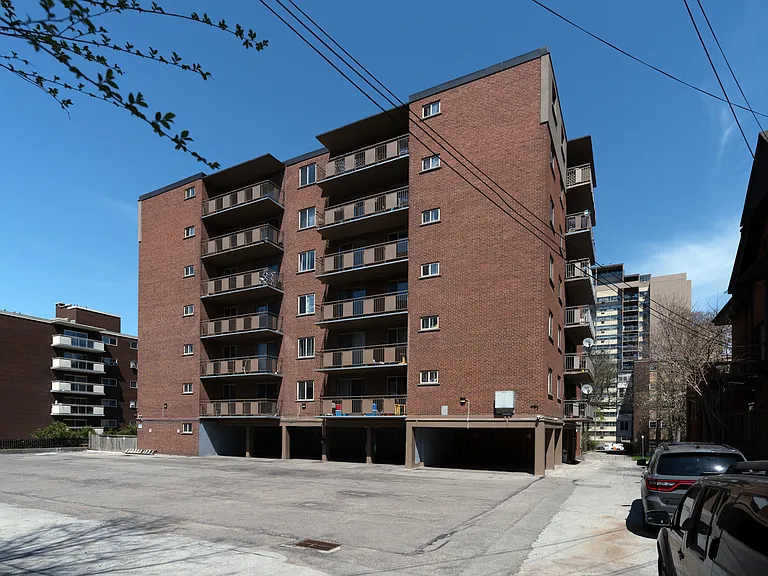 45 Charlton Ave W #505 — Photo 10