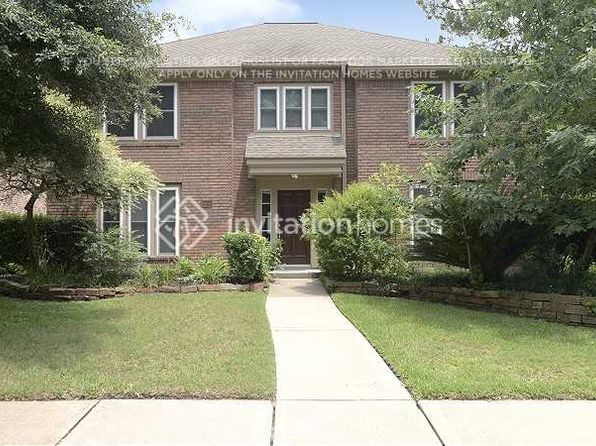 19106 Barry Ln