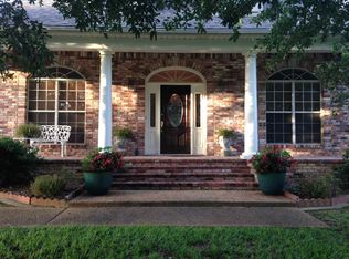 420 Thorngate Dr, Brandon, MS 39042