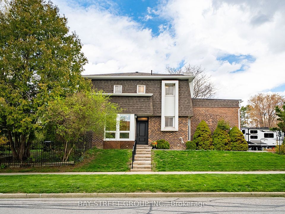 1st image of 62 Captain Rolph Ct