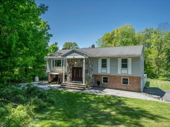 14 Lounsberry Hollow Rd, Vernon Twp., NJ 07461