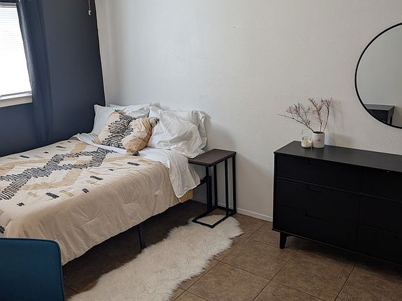 5th image of 133 Coers Dr #1A