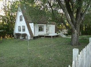 7476 Westshore Rd N, Meriden, KS 66512