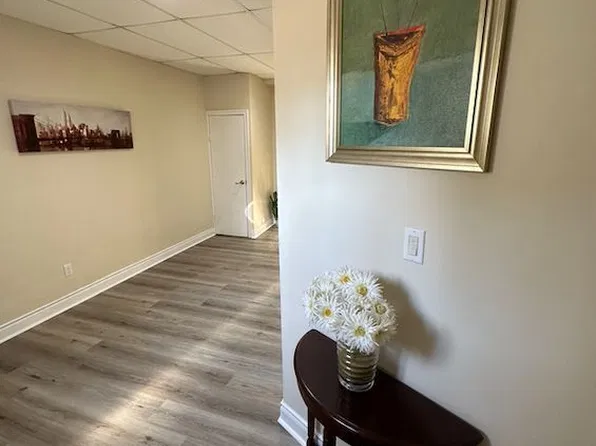 797 Lakeshore Rd E Unit 3, Mississauga, ON L5E 1C8