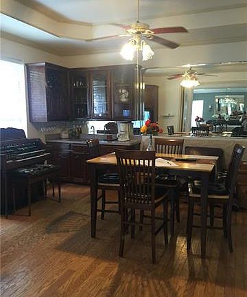 4th image of 519 Cortes St