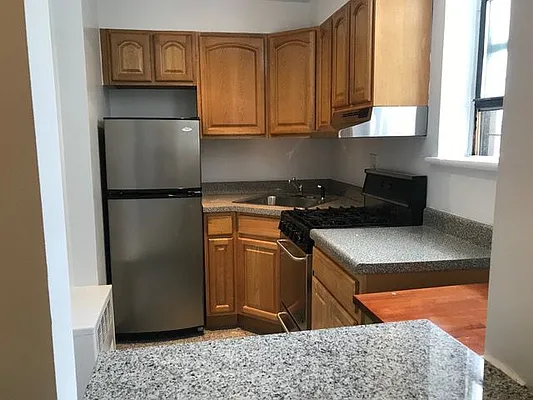 Rented by Friedman Roth Realty | media 18