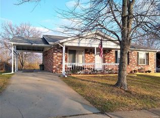 2239 Central Parkway Dr, Florissant, MO
