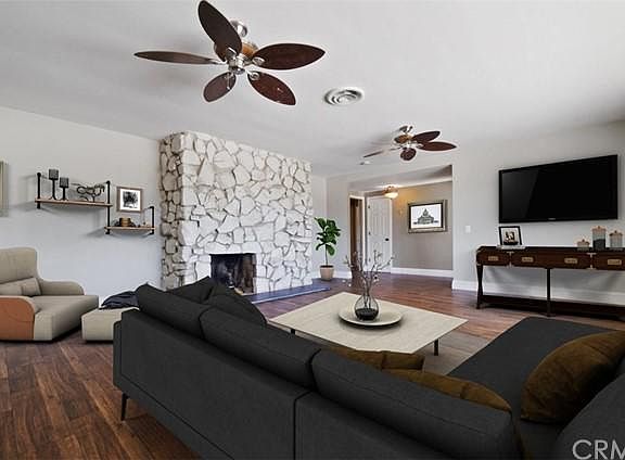 3rd image of 1760 W Avenue L4