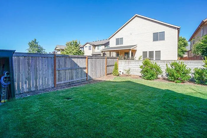 10521 NE 121st Ave — Photo 31