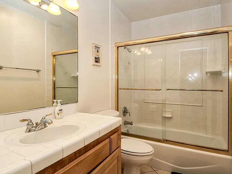 3703 Seashore Dr — Photo 11