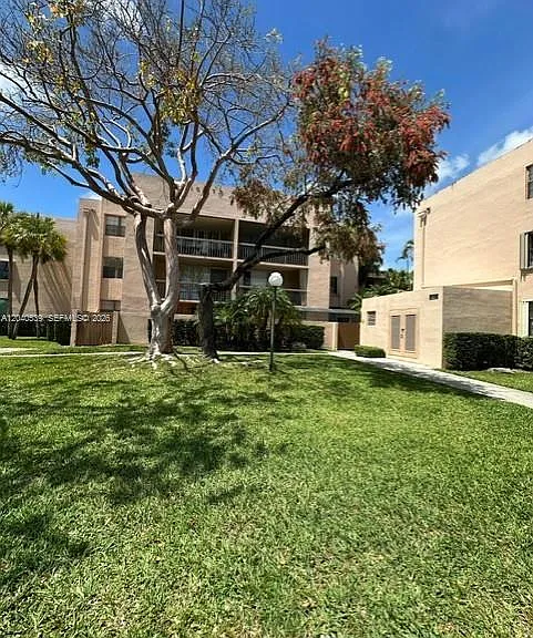 10975 SW 107th St #110 — Photo 1