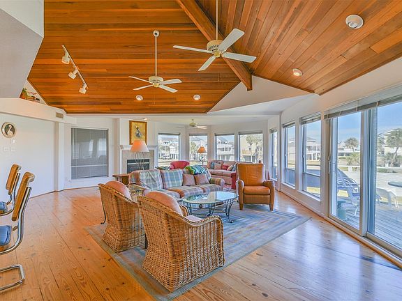 5th image of 4203 Ghost Crab Ln