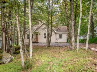 117 Paxinos Dr, Pocono Lake, PA