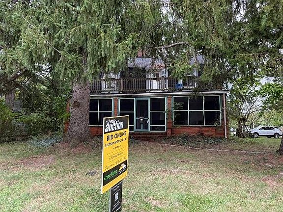 2nd image of 444 Turney Rd