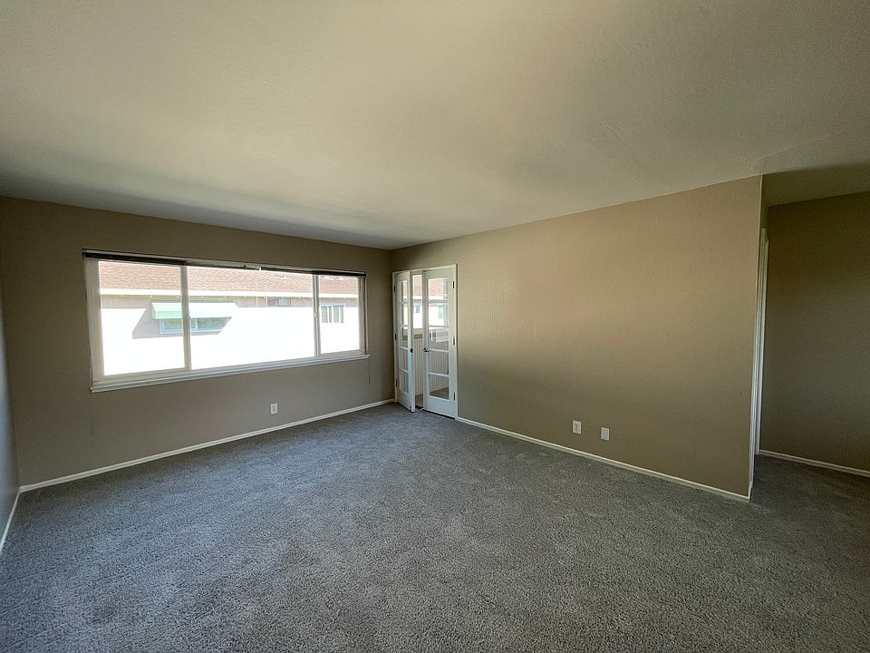 1st image of 825 Live Oak Ave #M