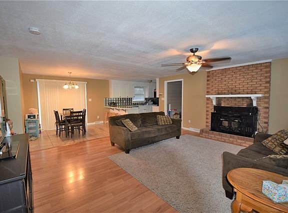 4th image of 3471 Yorkland Dr