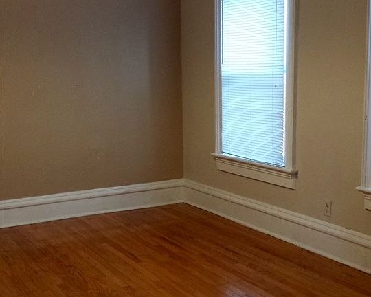 5th image of 931-933 Cleveland Ave