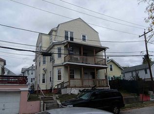 16 Maplehurst Ave, Providence, RI 02908