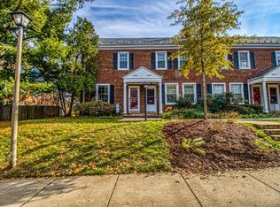 4638 30th Rd S, Arlington, VA 22206