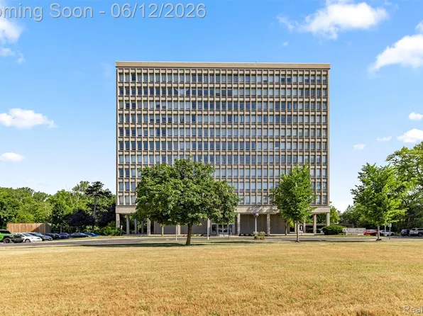 22700 Garrison St APT 302, Dearborn, MI 48124