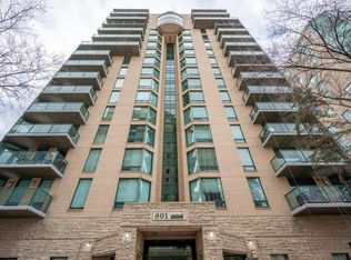 902-801 2nd Ave SW, Calgary, AB T2P4Z9