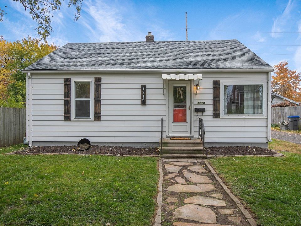 1st image of 1216 Columbian Ave