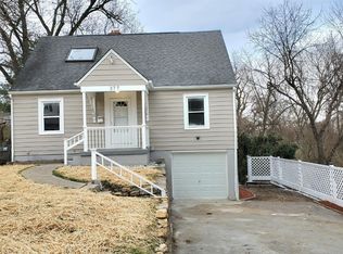 377 Glen Oaks Dr, Cincinnati, OH 45238